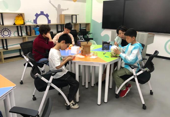1714375598762065886.jpg 截图录屏_选择区域_20240429152600.jpg