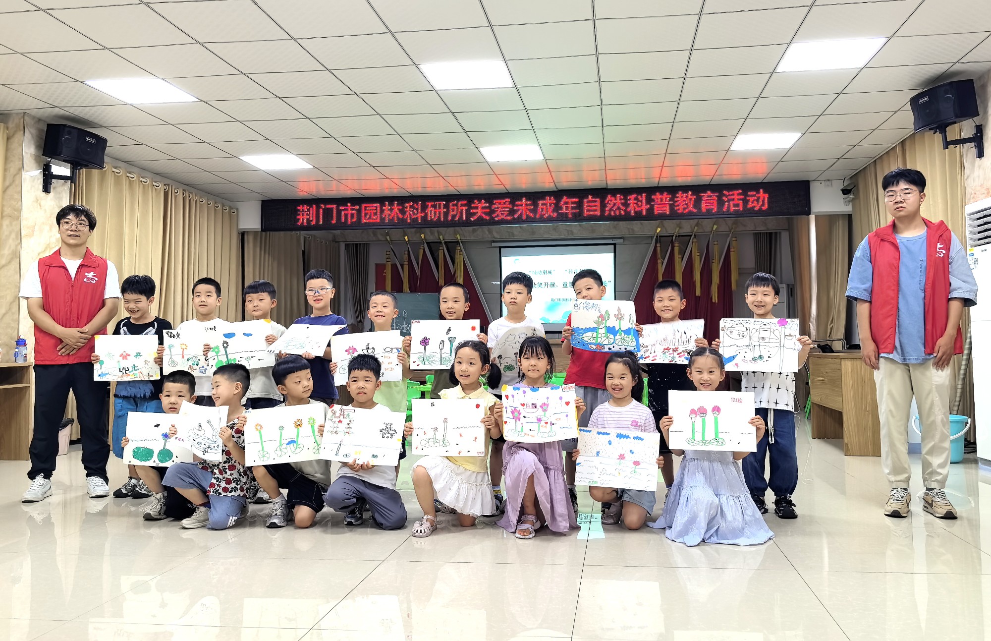 1752133360269015108.jpg c5a7fe5c8faf957b0652e9a2d810af64_副本.jpg